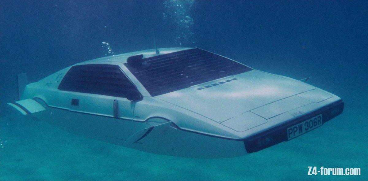 Lotus_Esprit_S1_Spy_Who_Loved_Me.jpg