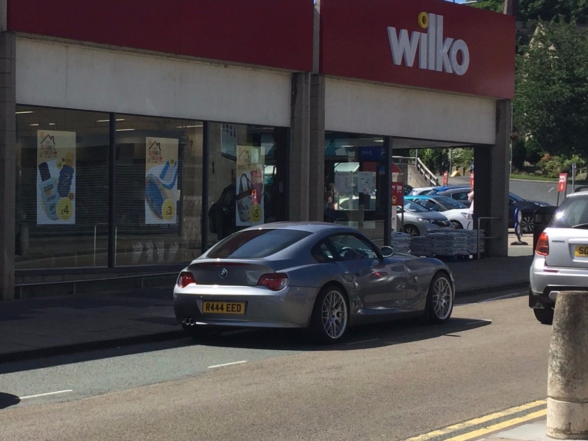 Spotted in Brighouse yesterday (8th July). Looked good with Aero Skirts