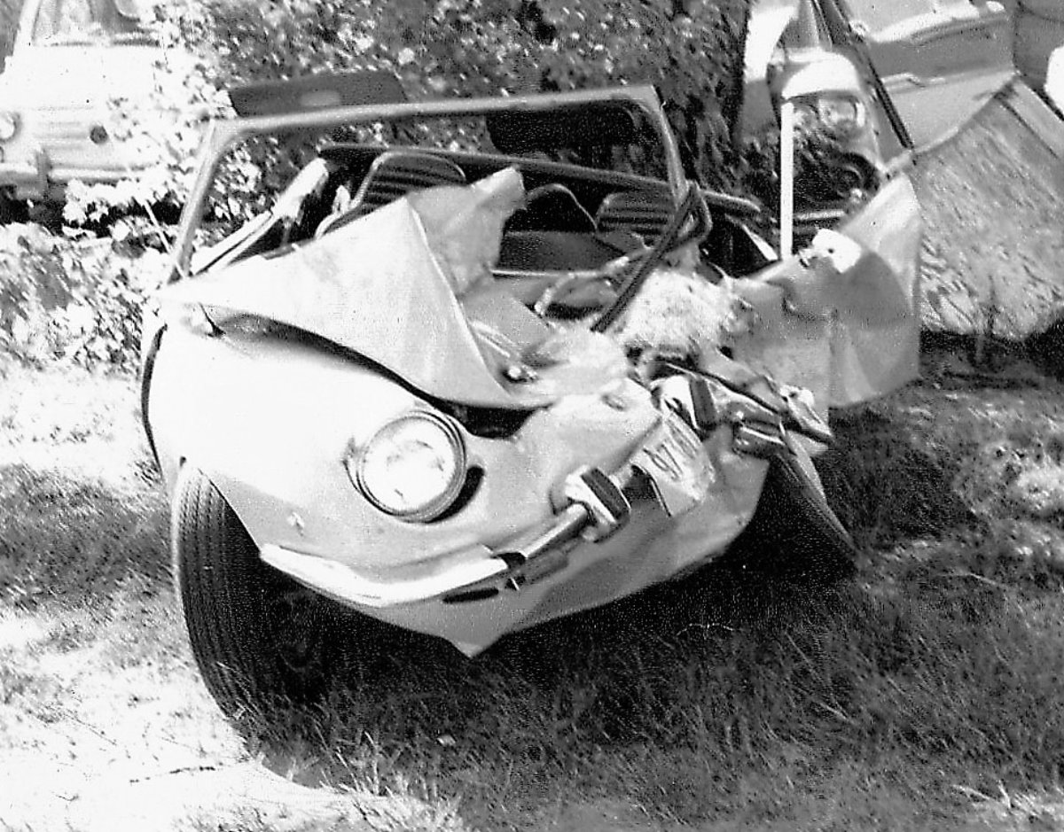 Accident 1971 03.jpg