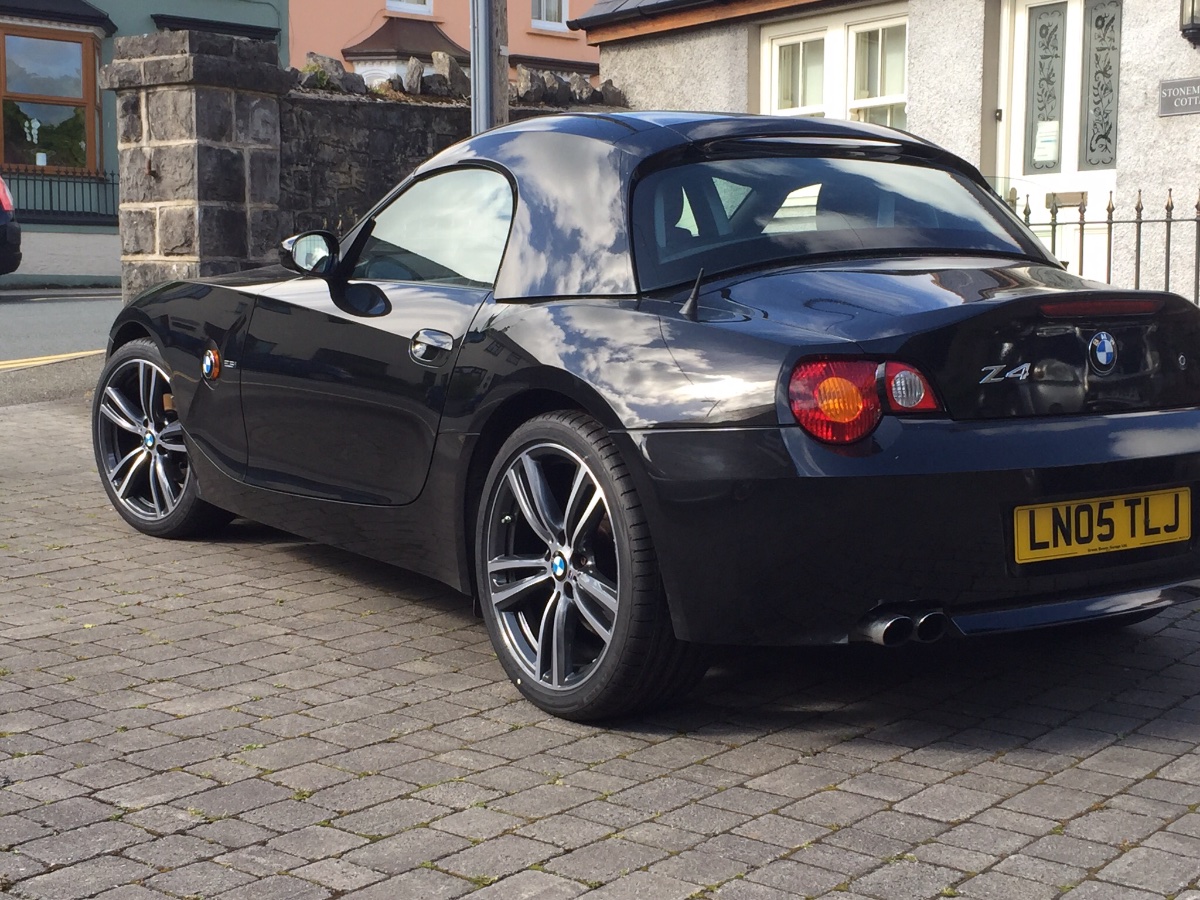 19” with 12mm spacers on the rear