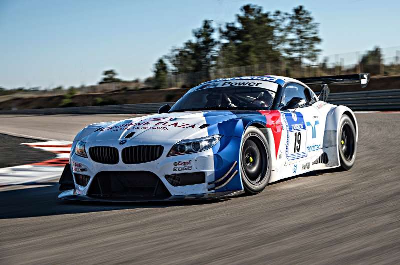 BMW-Motorsport-Media-Track-Day-BMW-Z4-GT3-front-three-quarter-in-motion-03.jpg