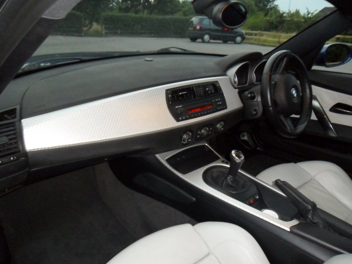 Blue Z4 Interior2 060716.JPG